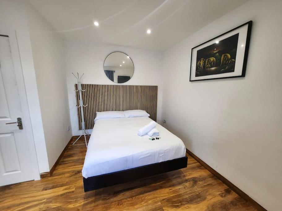 Spacious And Bright One Bedroom Apartment Oxford Exteriér fotografie